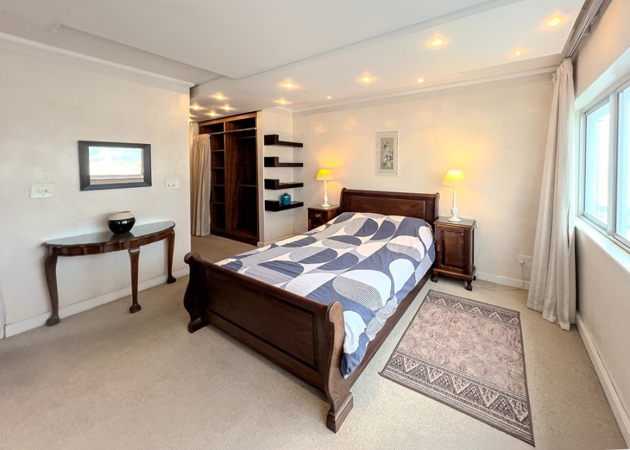 To Let 2 Bedroom Property for Rent in Sea Point Western Cape